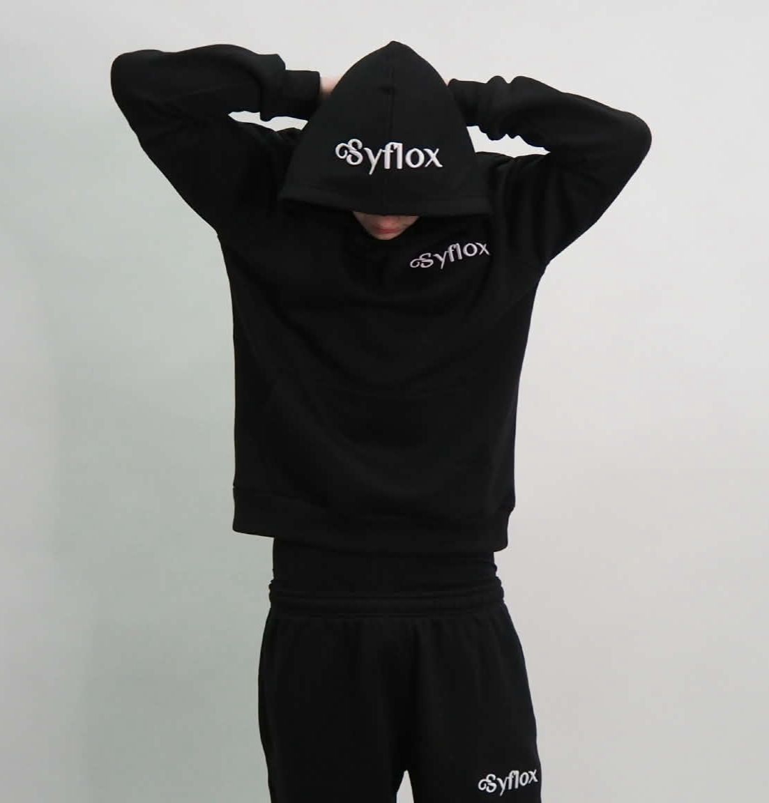 Syflox Classic Hoodie Black